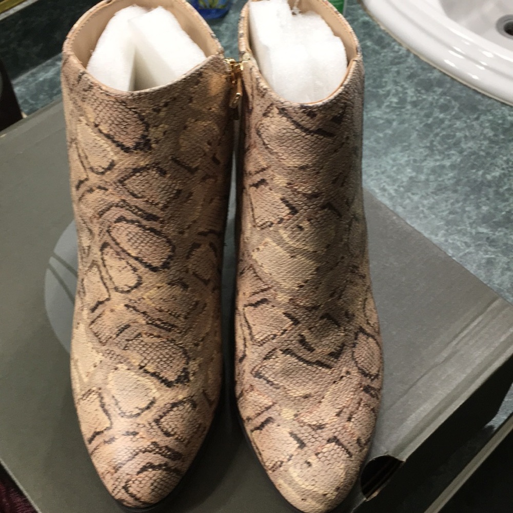 Snake Booties - Picture 3 of 6